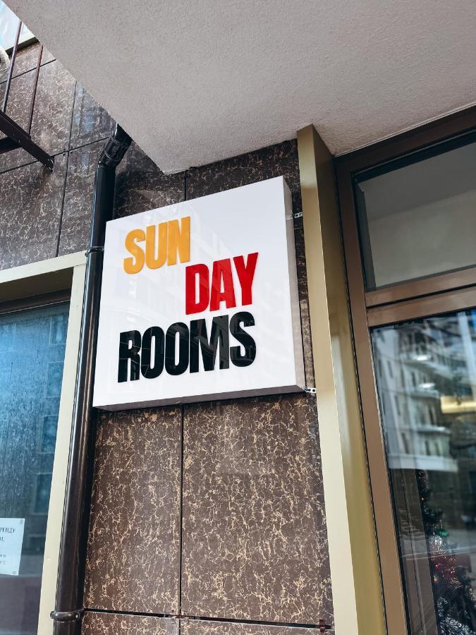 Sunday Hotel Одеса Екстериор снимка
